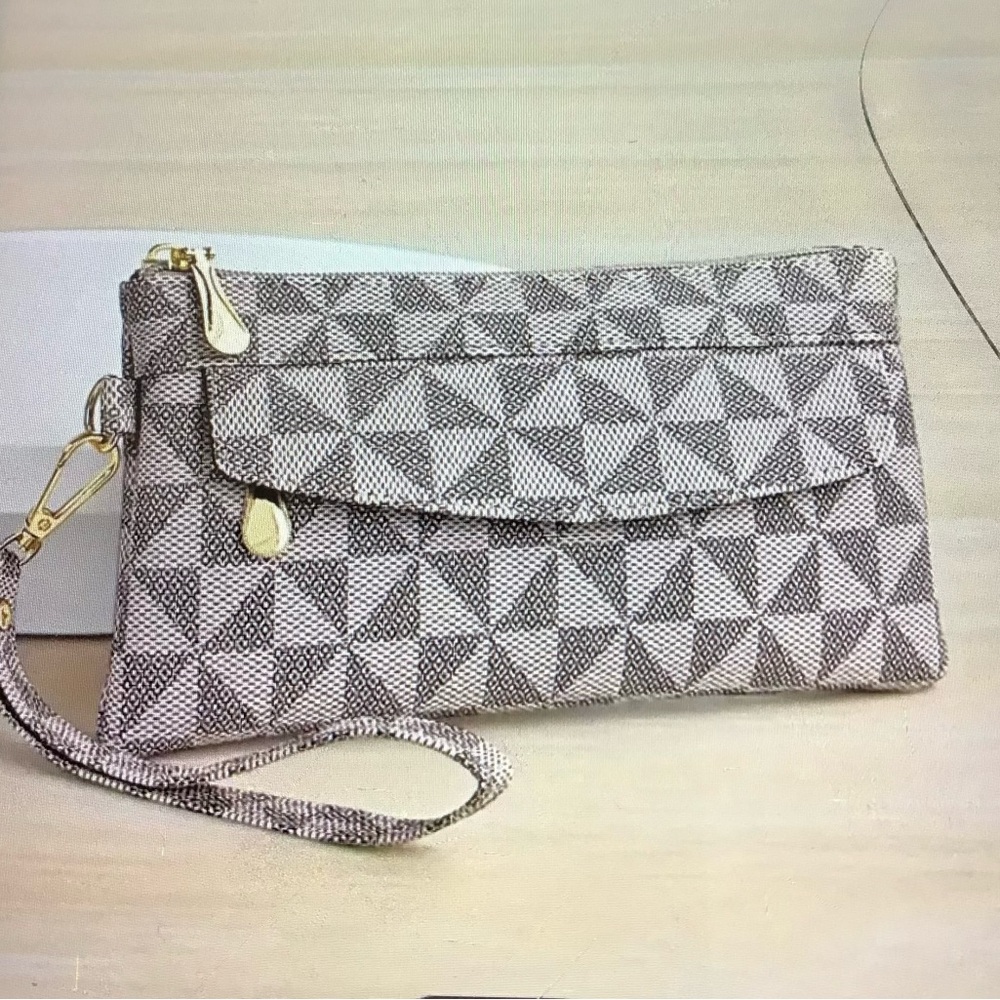 New Fashion Wristlet